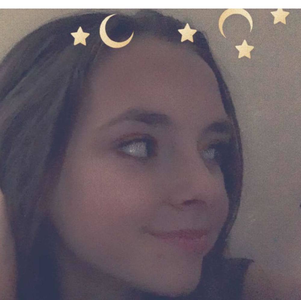 Meet your Posher, Avery